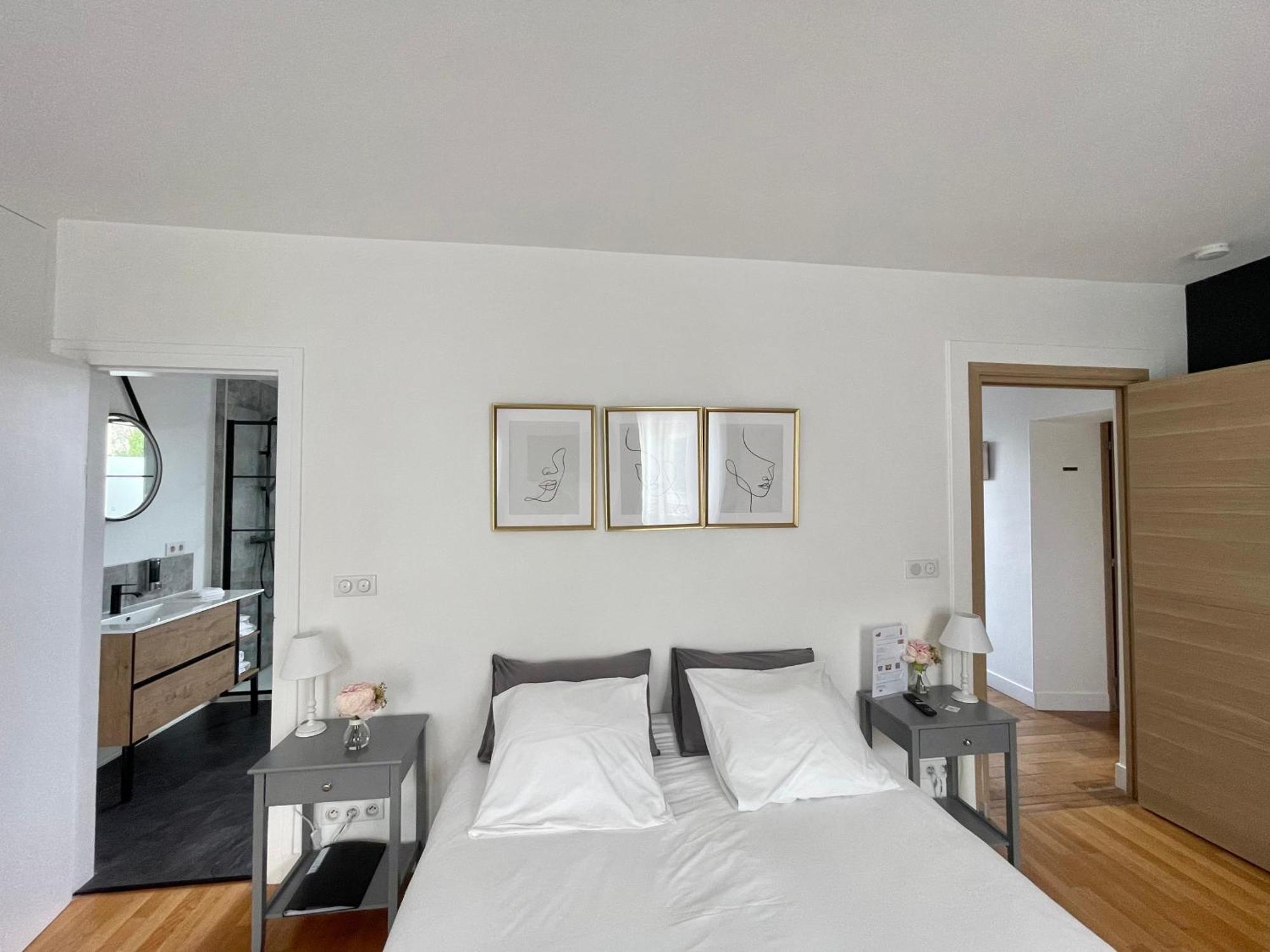 La Demeure Des Hotes 10 Minutes De Disney Couilly-Pont-aux-Dames Bagian luar foto