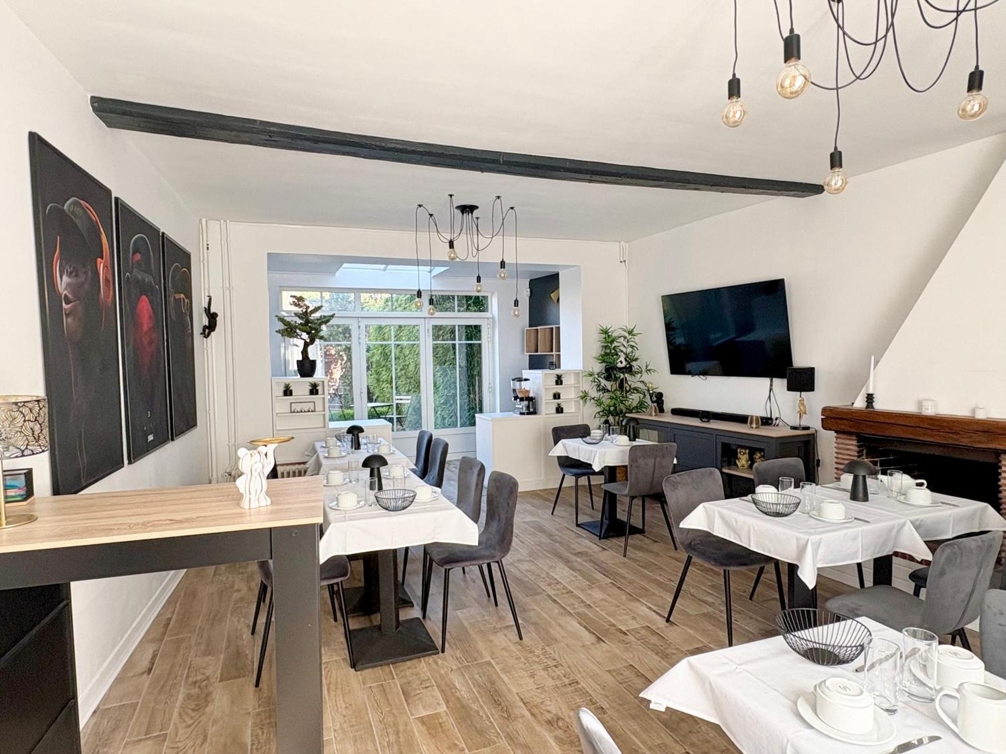 La Demeure Des Hotes 10 Minutes De Disney Couilly-Pont-aux-Dames Bagian luar foto